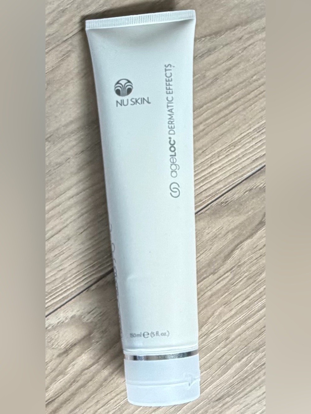 Nu Skin ageLOC Dermatic Effects Contouring Body Lotion 5 fl oz